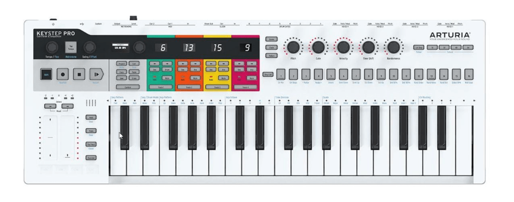 Arturia KeyStep Pro est l'un des meilleurs contrôleurs MIDI à clavier disponibles.
